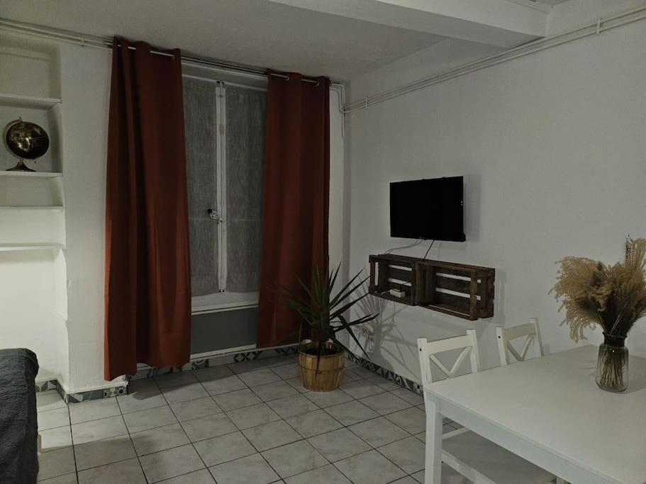 1-Centre-Ville Studio 25M2 Box A Bagages Gratuits Carcassonne Eksteriør bilde